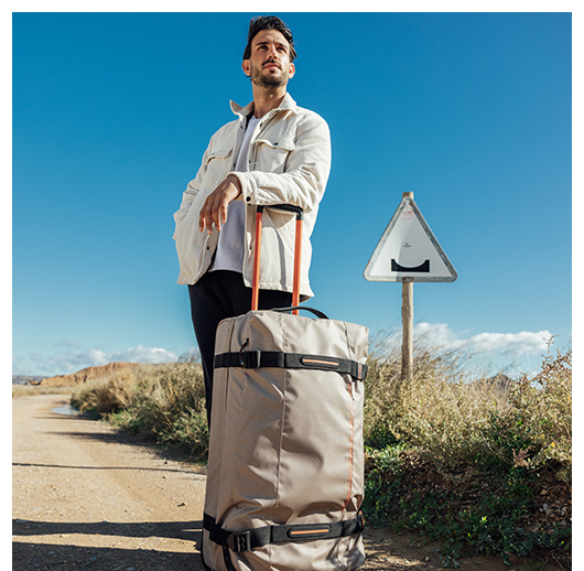 KOFFERS & REISTASSEN