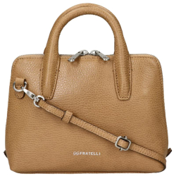 Gigi Fratelli romance bruin