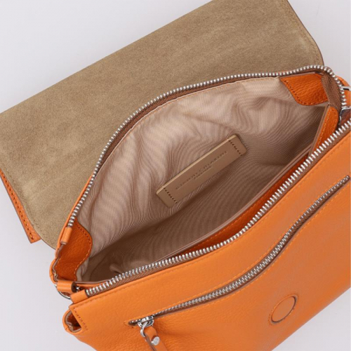 Gianni Chiarini Three oranje