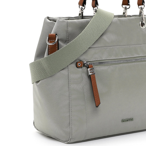 Emily & Noah Esther groen