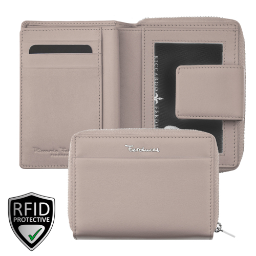 Riccardo Ferducci De Medici beige