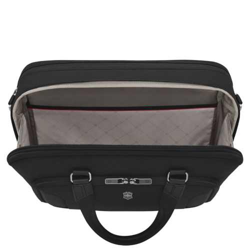 Victorinox Werks Traveler 7.0 zwart
