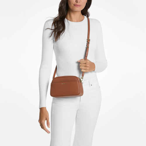 Michael Kors Jet Set cognac