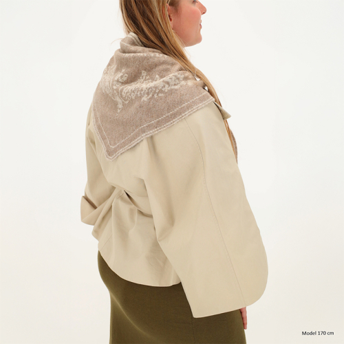 Zebra Trends Winter Must Haves taupe