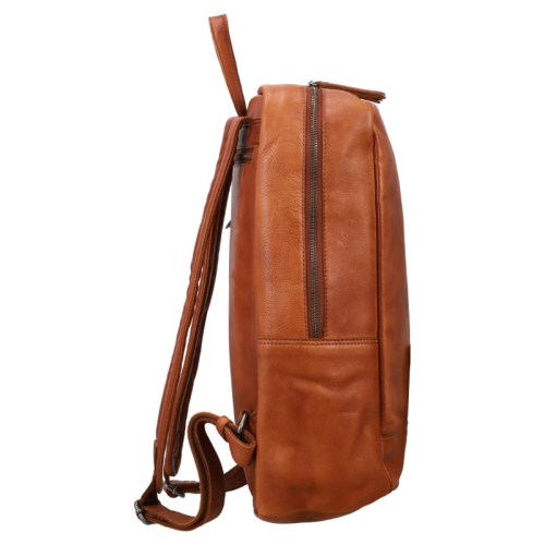 DSTRCT Astana Road cognac